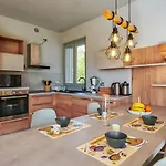 度假居 Lusi By Interhome *